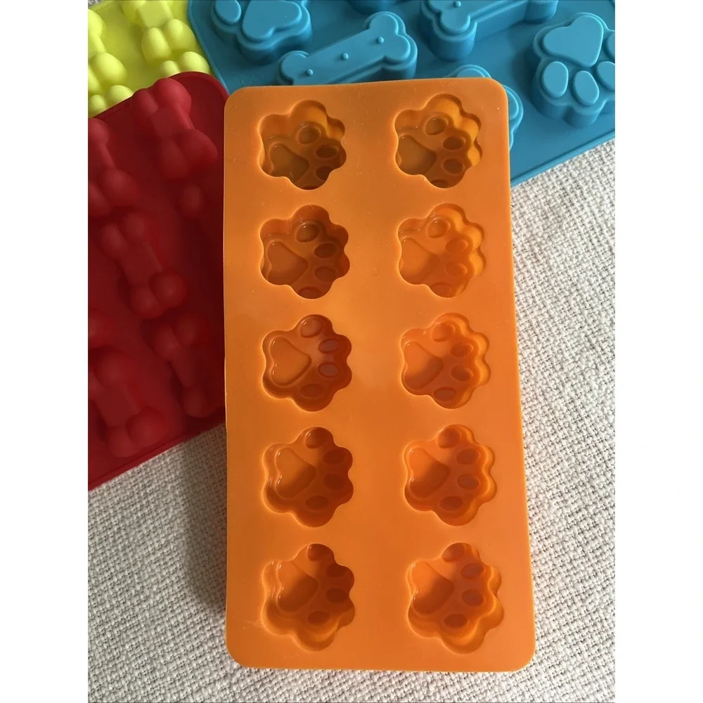 BONEITUP  Homemade Dog Treats Kit Doggie Snacks Dog Recipes NEW